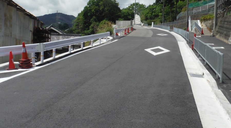 道路改良工事　竣工 04